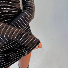 Load image into Gallery viewer, American-Style Long-Sleeve Dress with round Neck Slimming Sequins
