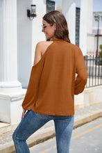 Load image into Gallery viewer, Asyemmetrial Lantern Sleeve Waffle-knit Blouse
