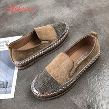 Load image into Gallery viewer, Aphixta Warm Real Mink Fur Shoes Women Luxury Crystal Hand Stitching Leather Winter Shoes Woman Slip-on Platform Flats
