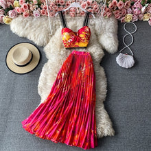 Load image into Gallery viewer, Bohemian Vacation Beach 2pcs Set Women Floral Printed Short Strapless Tops And High Waist Pleated Long Skirt Suit Spring Summer
