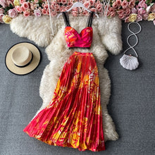 Load image into Gallery viewer, Bohemian Vacation Beach 2pcs Set Women Floral Printed Short Strapless Tops And High Waist Pleated Long Skirt Suit Spring Summer
