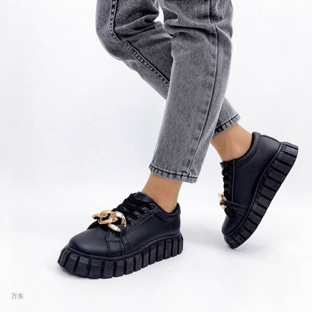 2022 New Fashion Designer Hot Sale White Shoes Size 43 Female Platform Sneakers Women Tenis Feminino Casual Female Shoes Woman